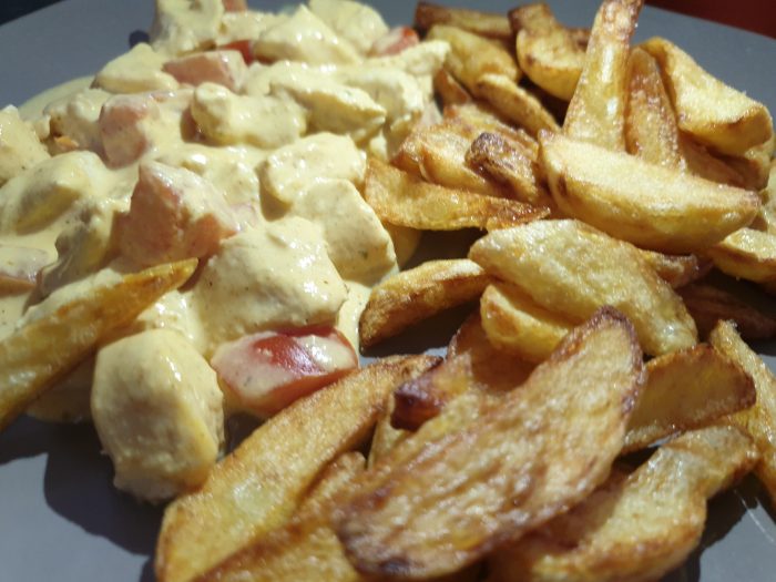 Poulet mariné crème et frites